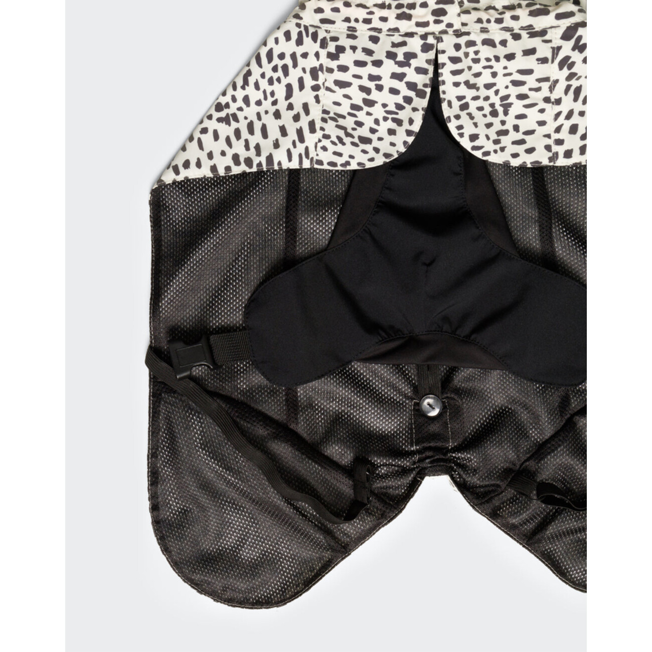 PAIKKA Raincoat 2.0 – Reflektierender Regenmantel für Hunde Bild 8