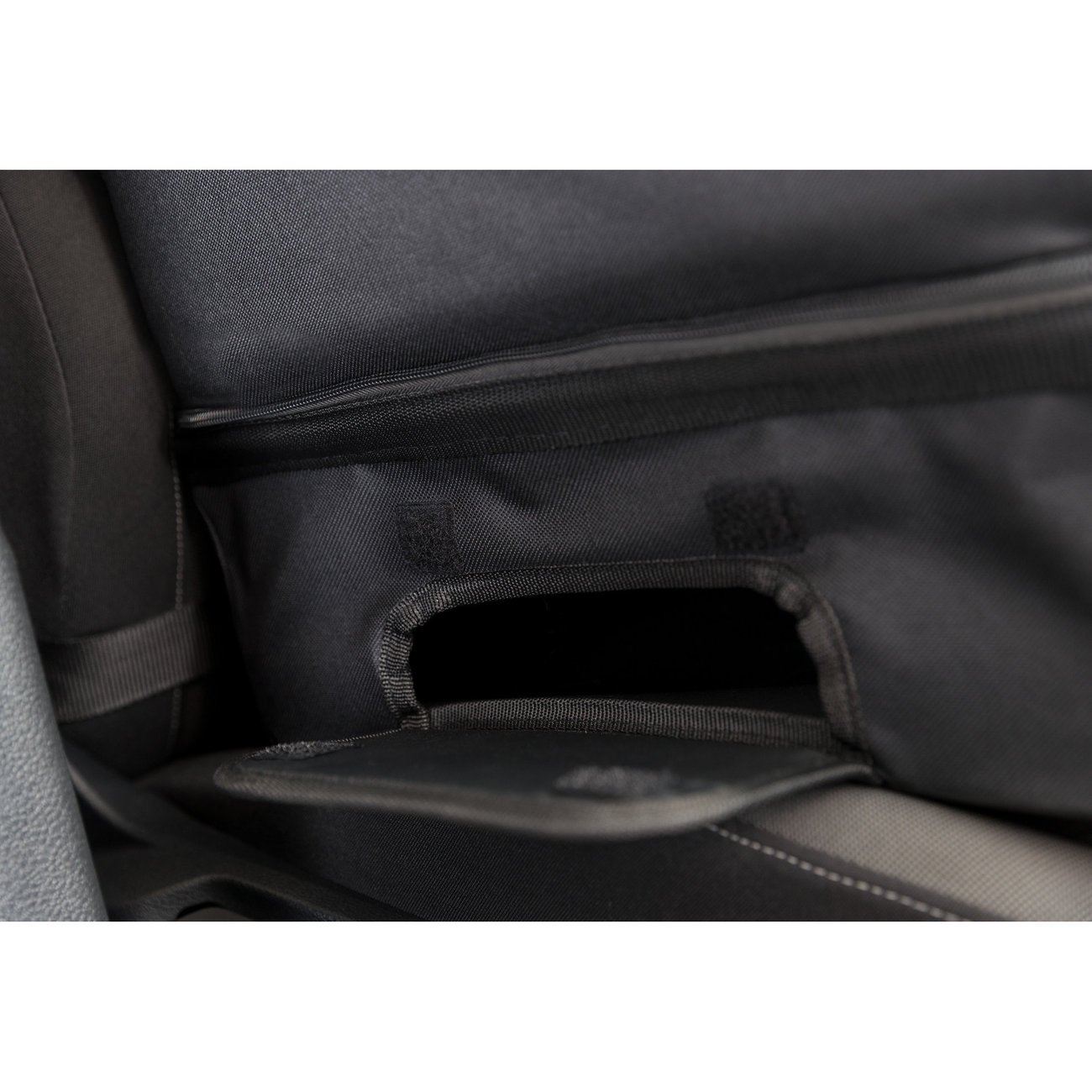 Hunde Autositz mit Staufach Bild 15