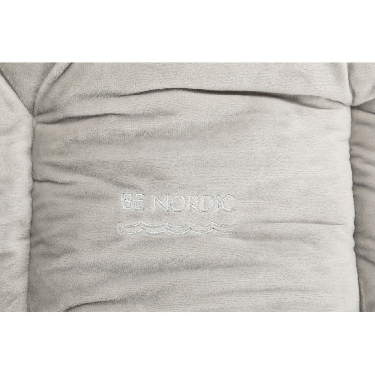 BE NORDIC Weidenkorb mit Kissen für Hunde und Katzen Bild 8