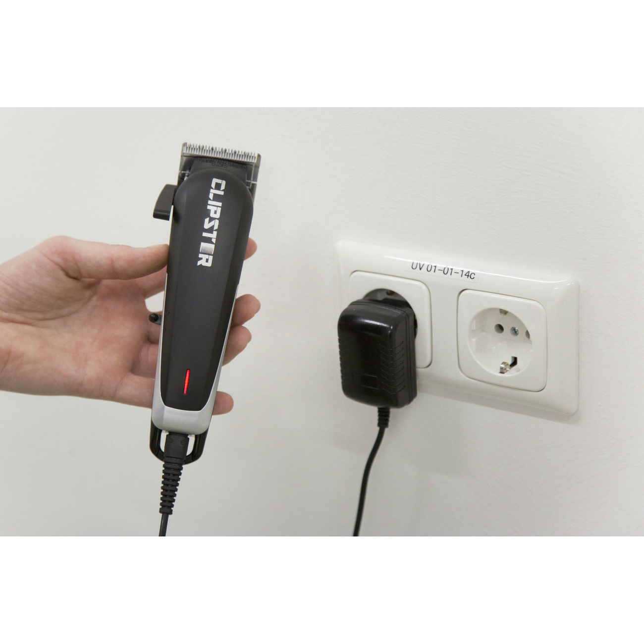 Clipster Akku-Schermaschine TaproX incl. Zubehör Bild 8