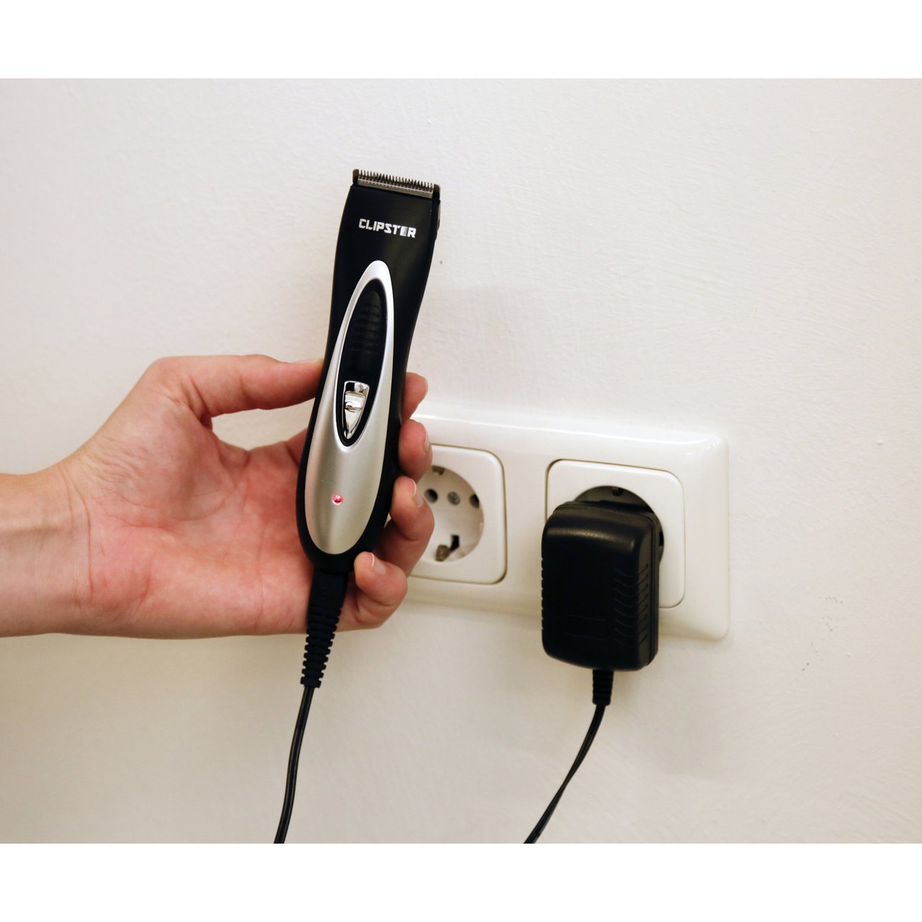 Clipster Akkuschermaschine CuttoX für Detailschur Bild 3