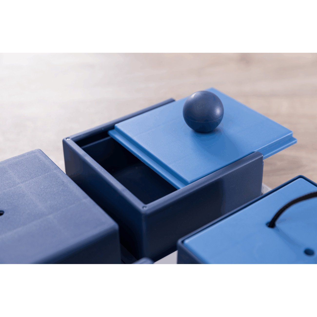 Dog Activity Strategiespiel Poker Box 1 für Hunde Bild 5