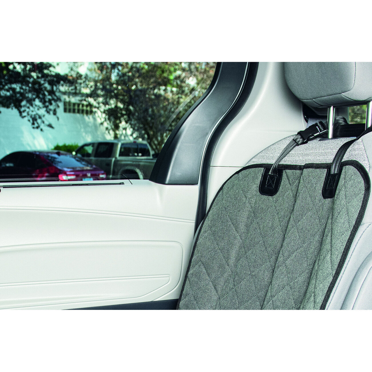 Dirty Dog Autodecke Bild 4