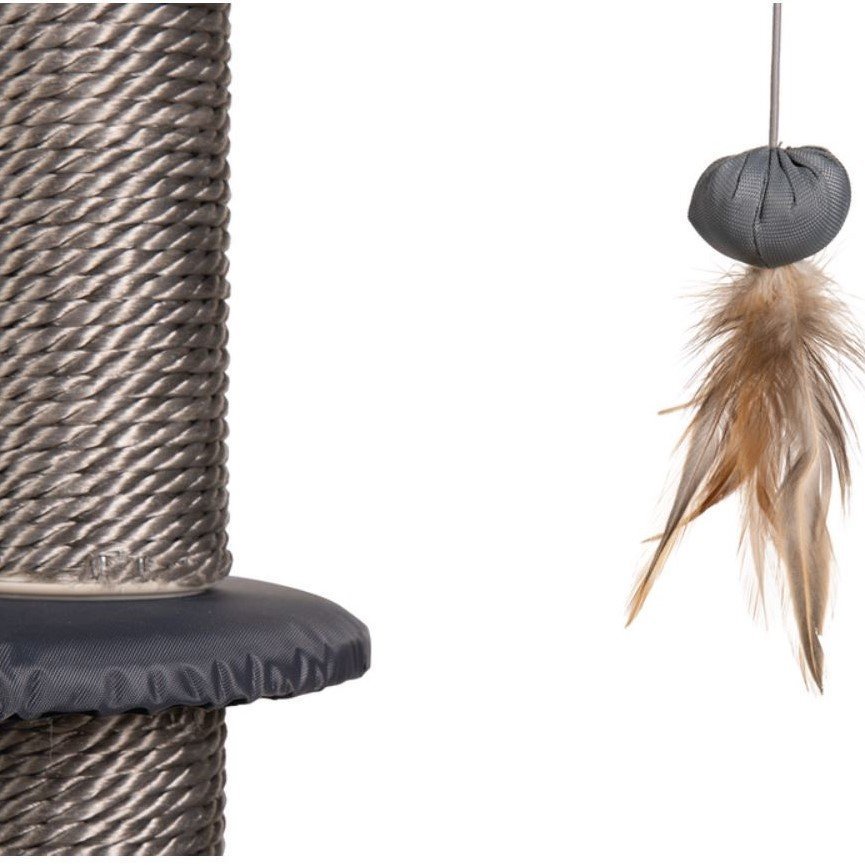 Outdoor Kratzbaum mit Spielzeug Bild 2