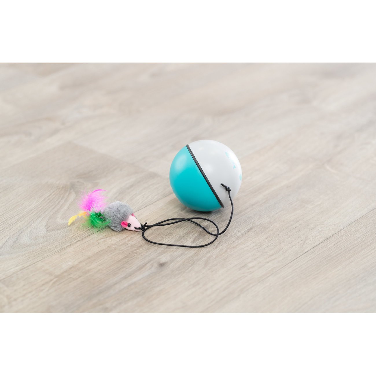 Katzenball mit Motor Turbinio Bild 2