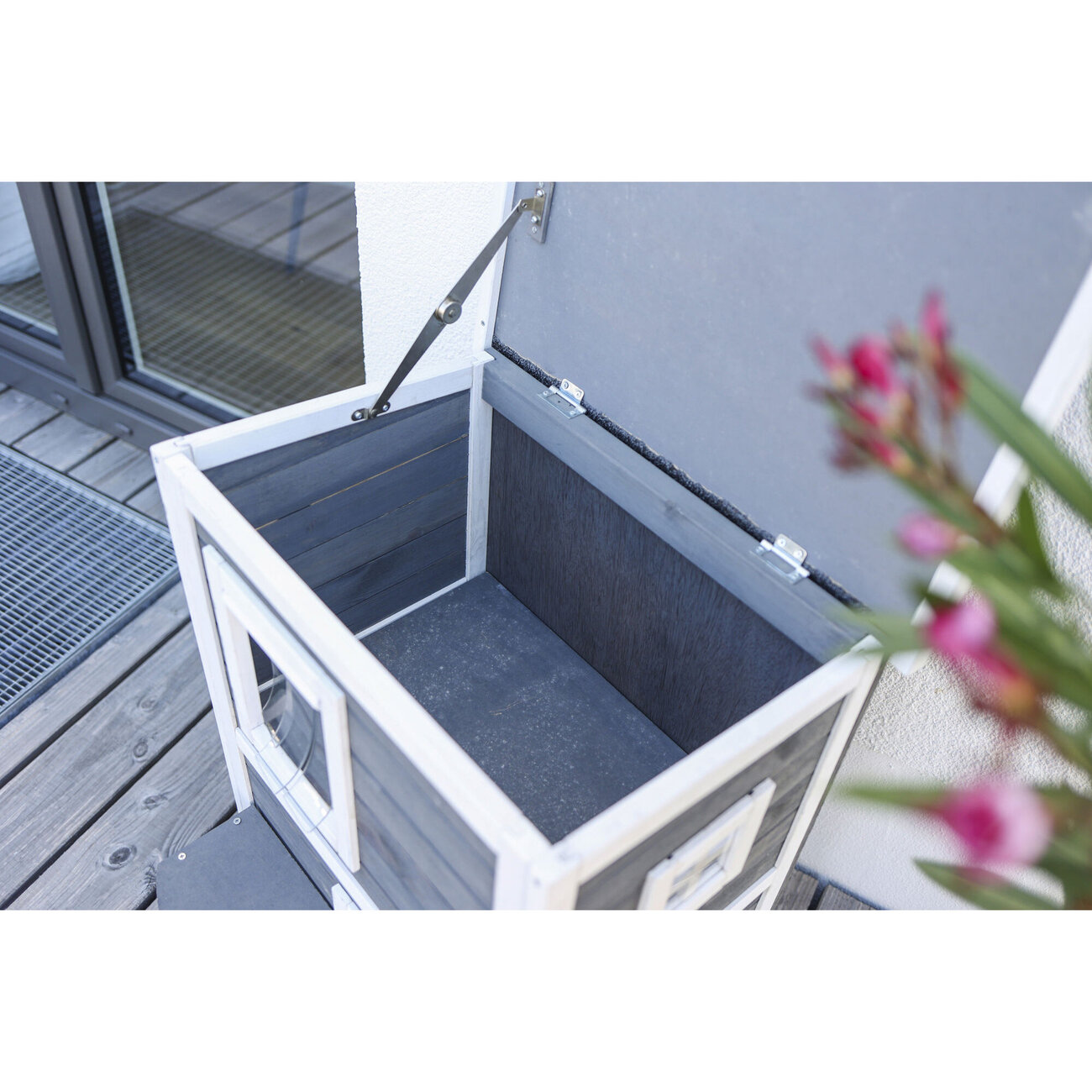 Outdoor Katzenhaus Family Bild 8