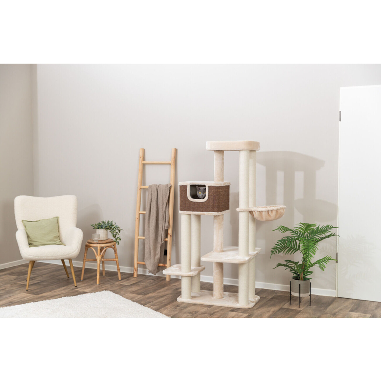 Kratzbaum Bertholo Bild 2