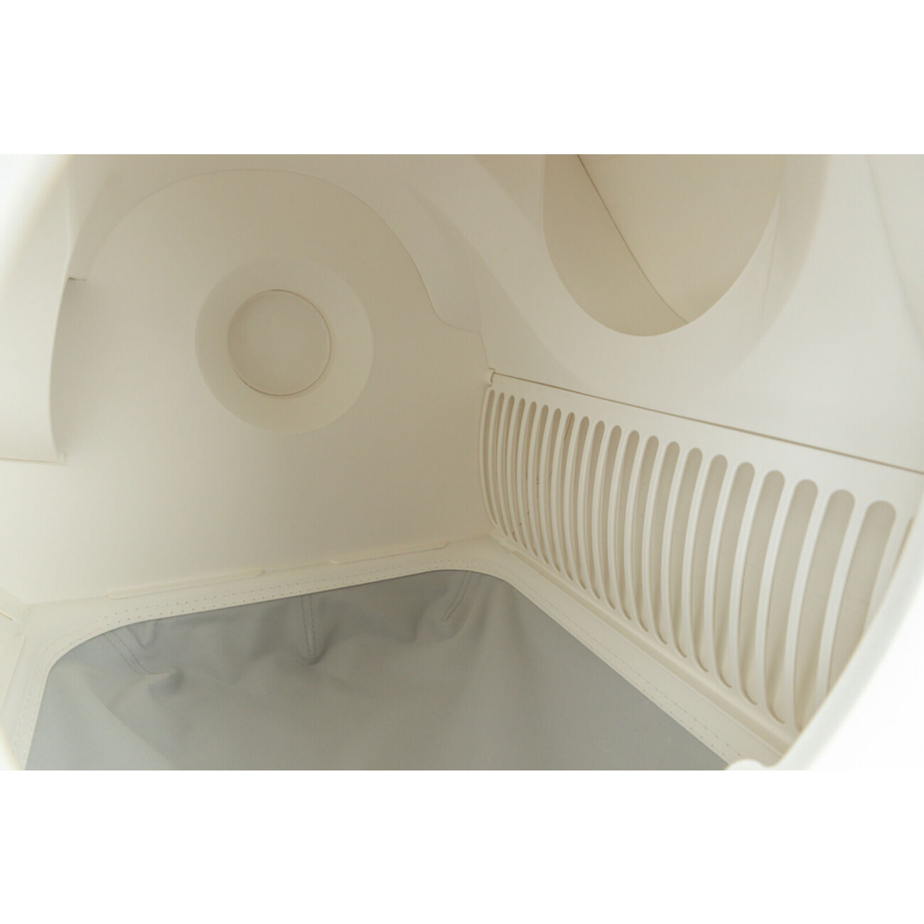 Smarte Katzentoilette aus Kunststoff Bild 5