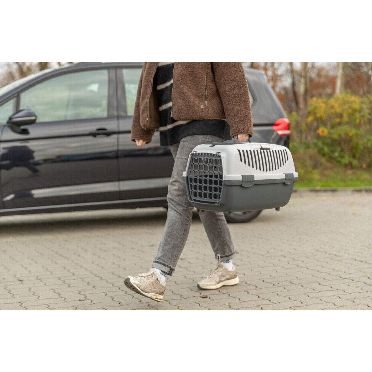 Transportbox Capri 3 mit Ablagefach Bild 7