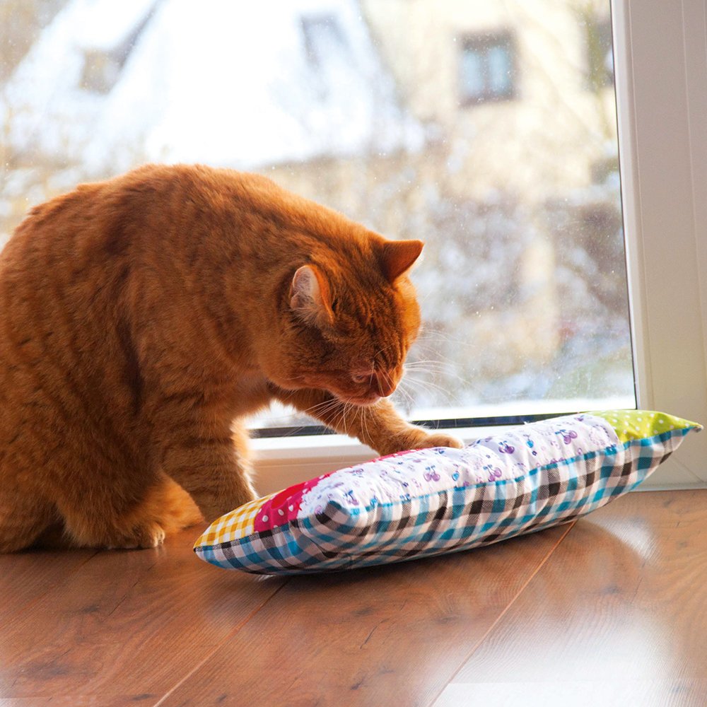 Patchwork Katzenspielkissen Bild 3