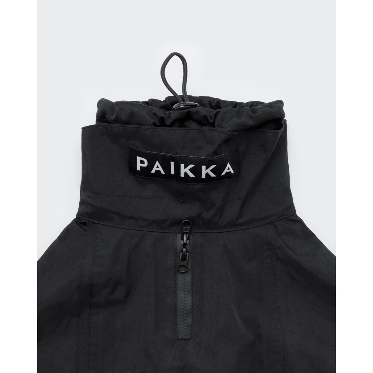 PAIKKA Recovery Regenmantel Lite schwarz | Ultraleicht & Wasserdicht mit FIR-Technologie Bild 4