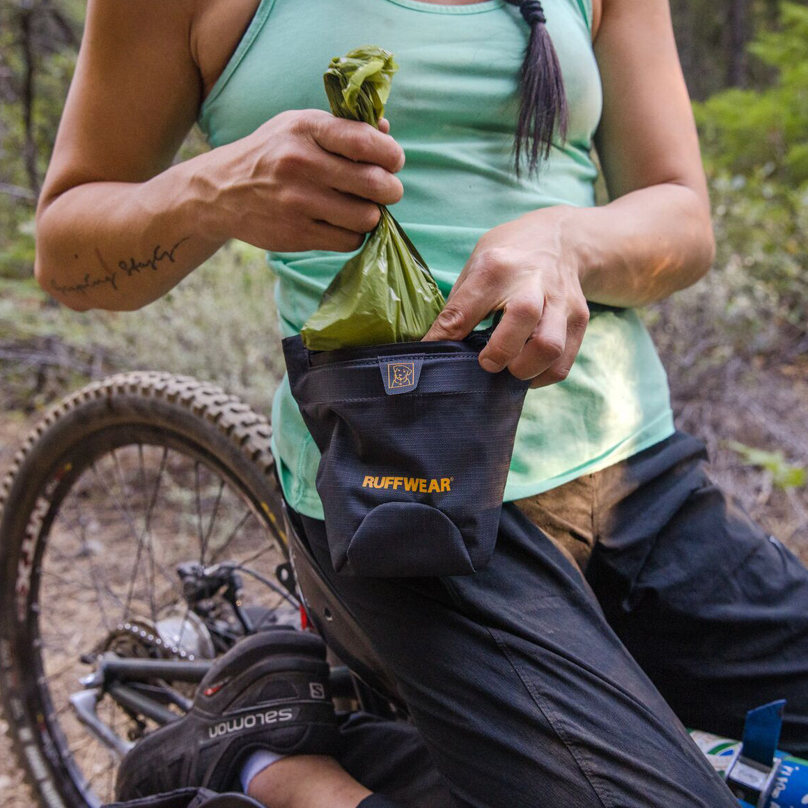 Kotbeuteltasche Pack Out Bag Bild 2