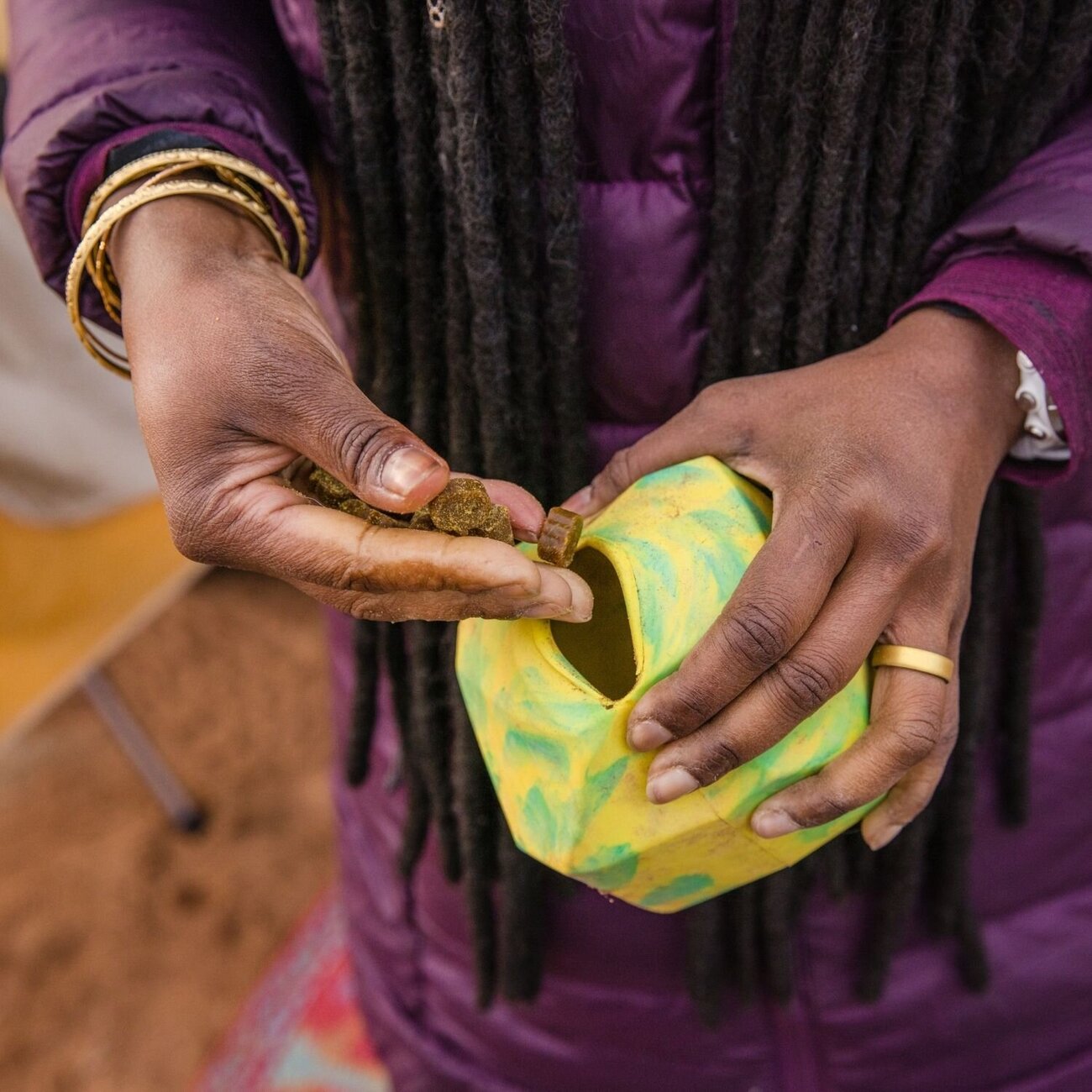 Ruffwear Spielzeug für Hunde Gnawt-a-Rock Bild 4