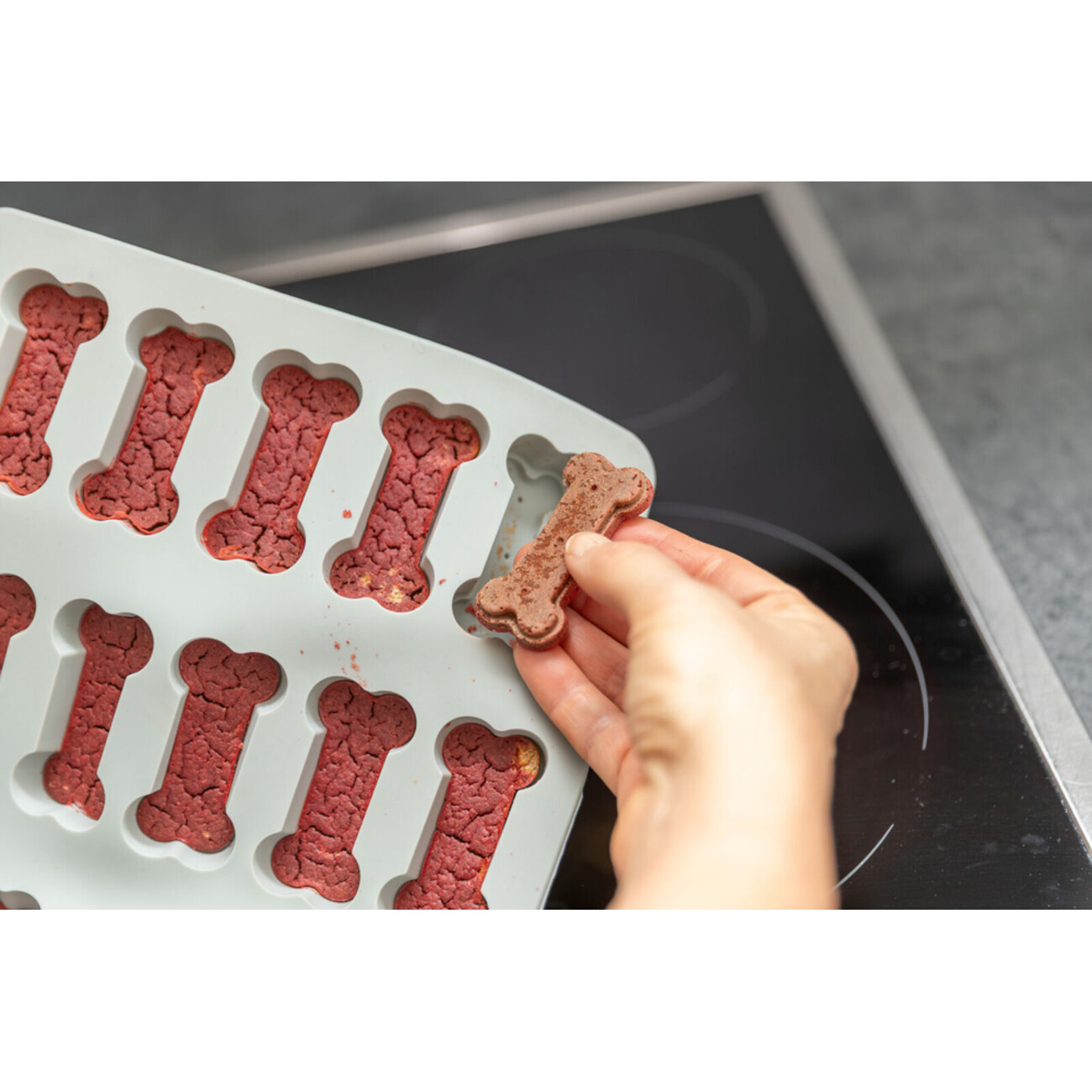 TRIXIE Backmatte Silikon – Dein Helfer für gesunde Hunde-Snacks & Schleckspaß! Bild 6