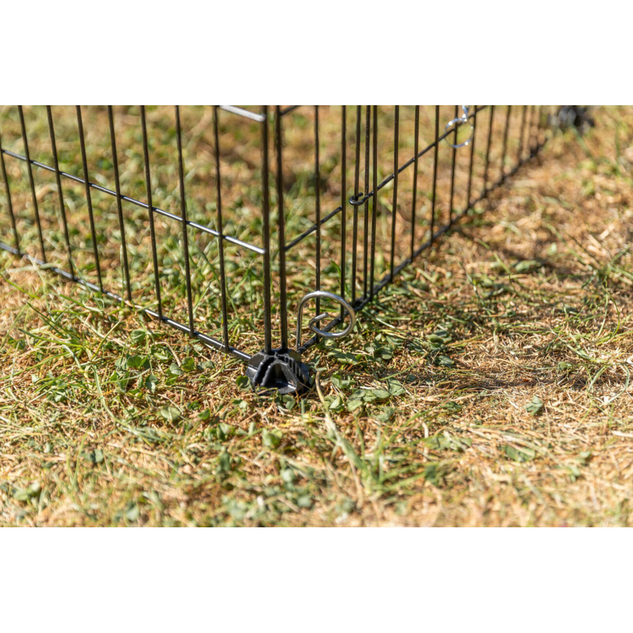 TRIXIE Freilaufgehege mit Abdeckung | Sicherer Auslauf für Kaninchen & Meerschweinchen Bild 5