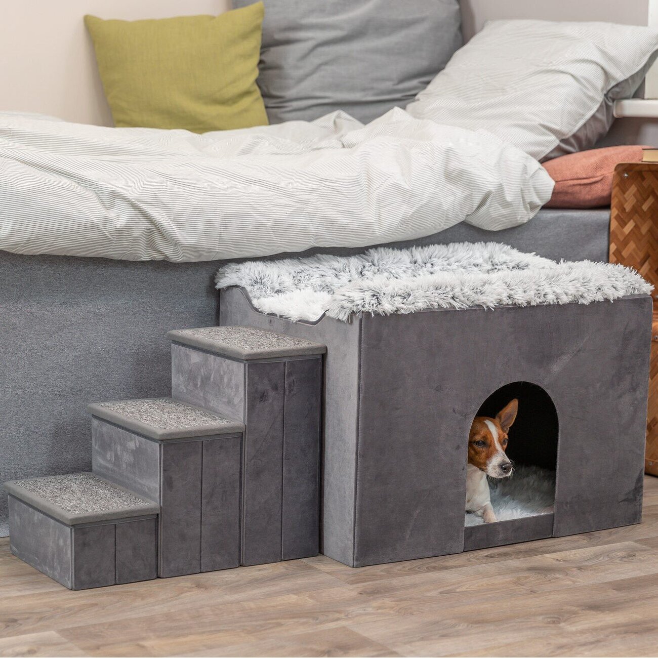 Hunde Beistellbett Harvey mit Treppe und Höhle Bild 2