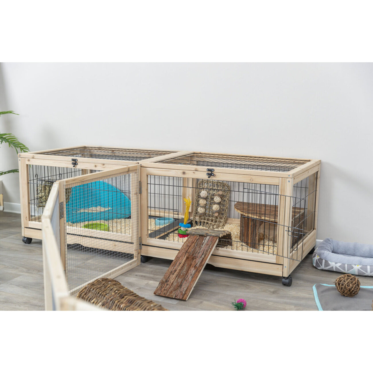 Kleintier Indoor Gehege aus Holz Bild 2