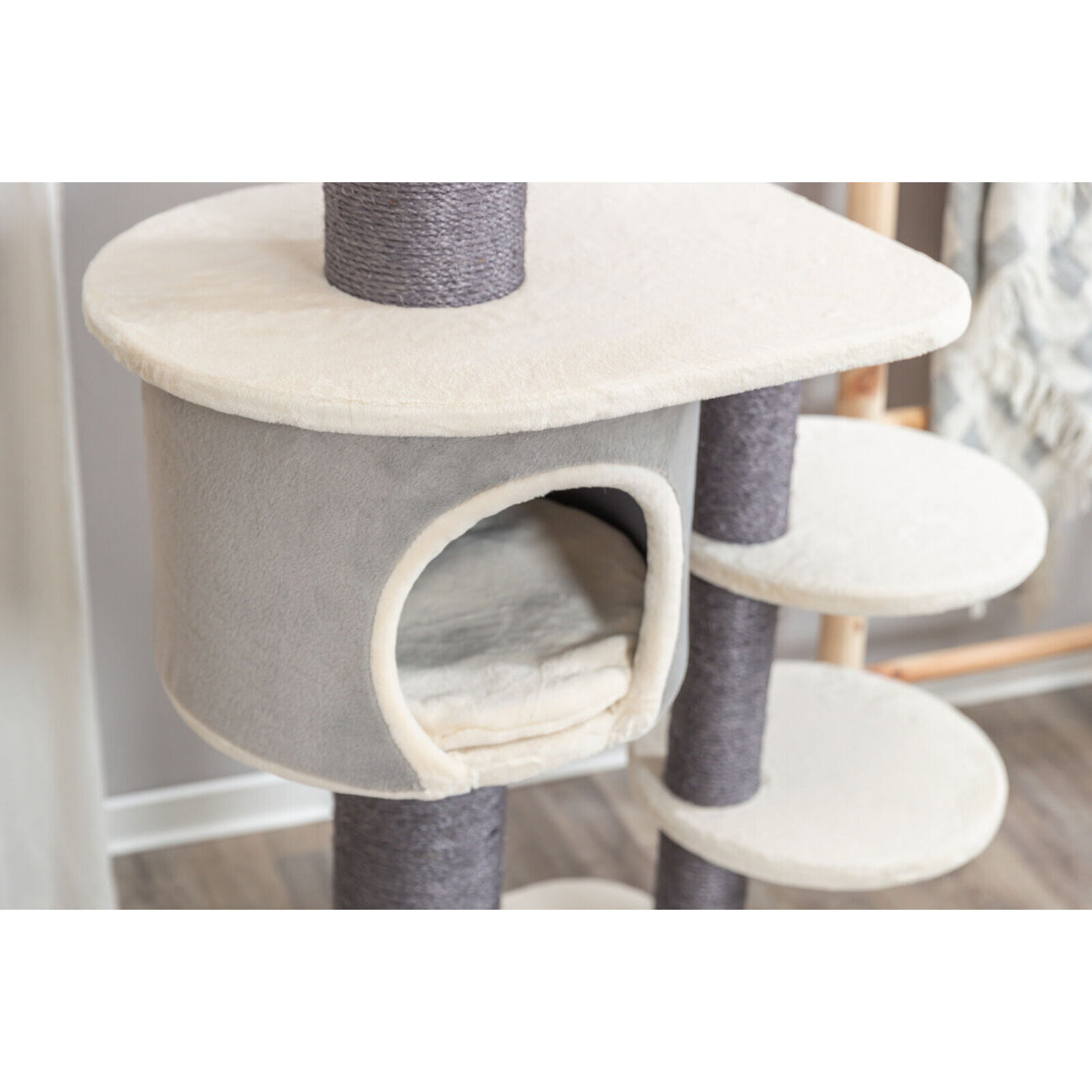 Kratzbaum Marcello Bild 5