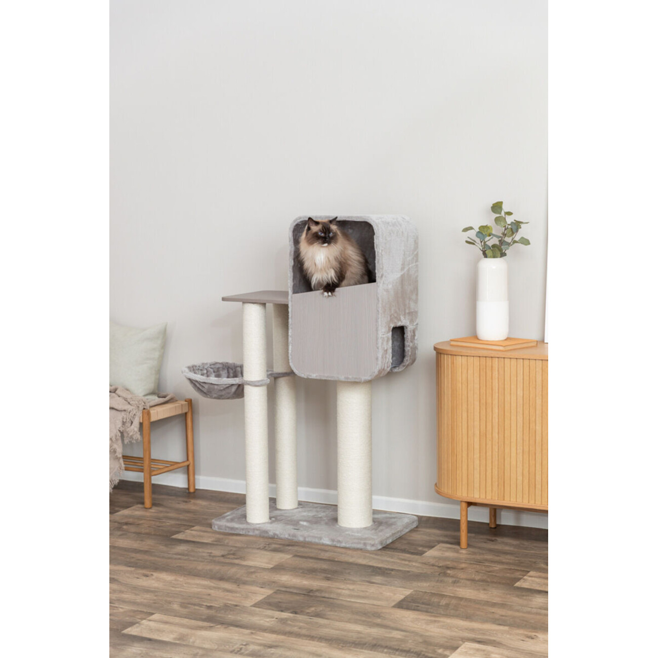 TRIXIE Kratzbaum Marina – Robuster Kratzbaum in Holz-Optik, ideal für mittlere Katzen 🏠 Bild 11