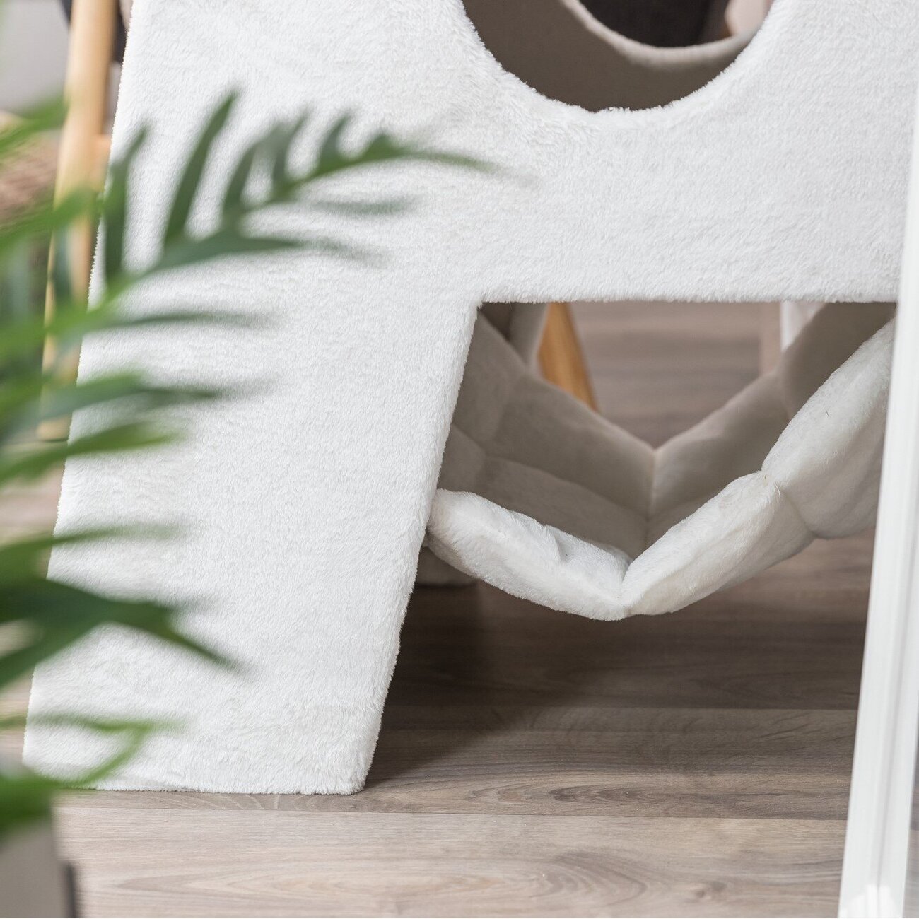 Kratzbaum zur Wandmontage Bild 16