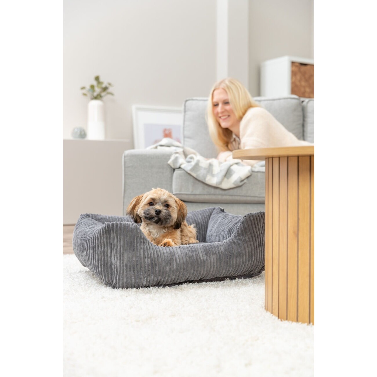 Orthopädisches Hundebett Vitalbett Jonna aus Cordplüsch Bild 7