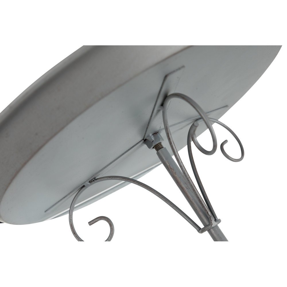 Vogeltränke für Wildvögel mit Erdspieß Bild 4