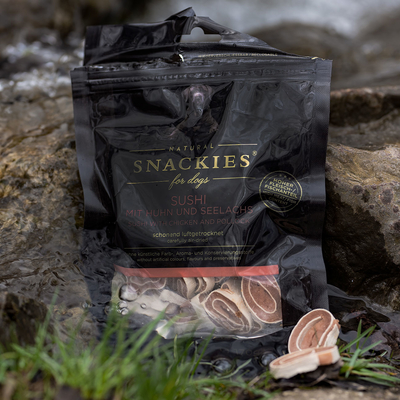 Snackies – luftgetrocknetes Sushi mit Huhn und Seelachs